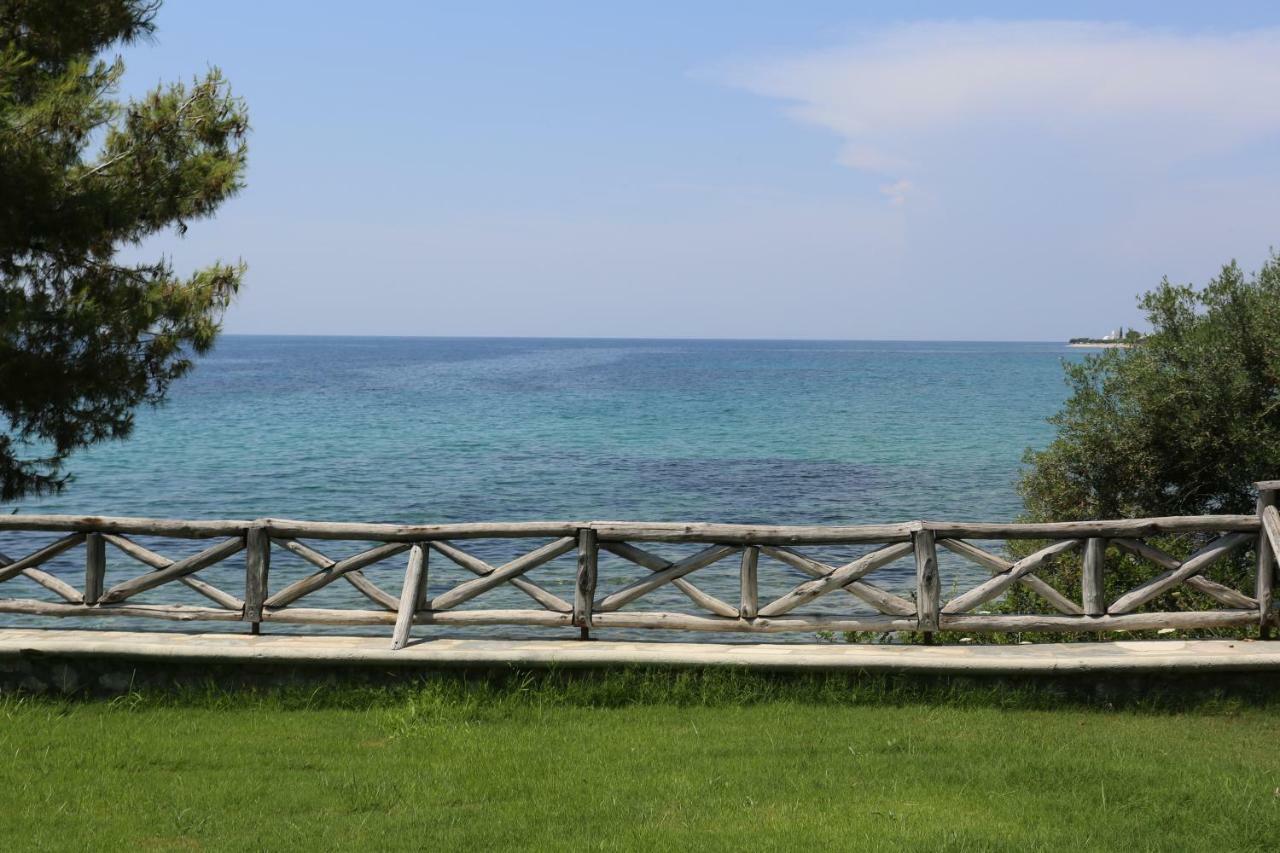 Seaside 2 Villa อาเกีย ปาราสเควิ ภายนอก รูปภาพ